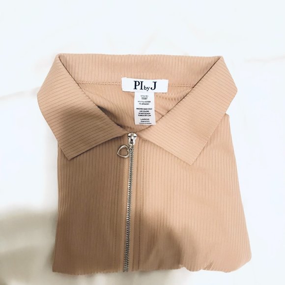 New PI by J –Junior’s Tops - Picture 4 of 4